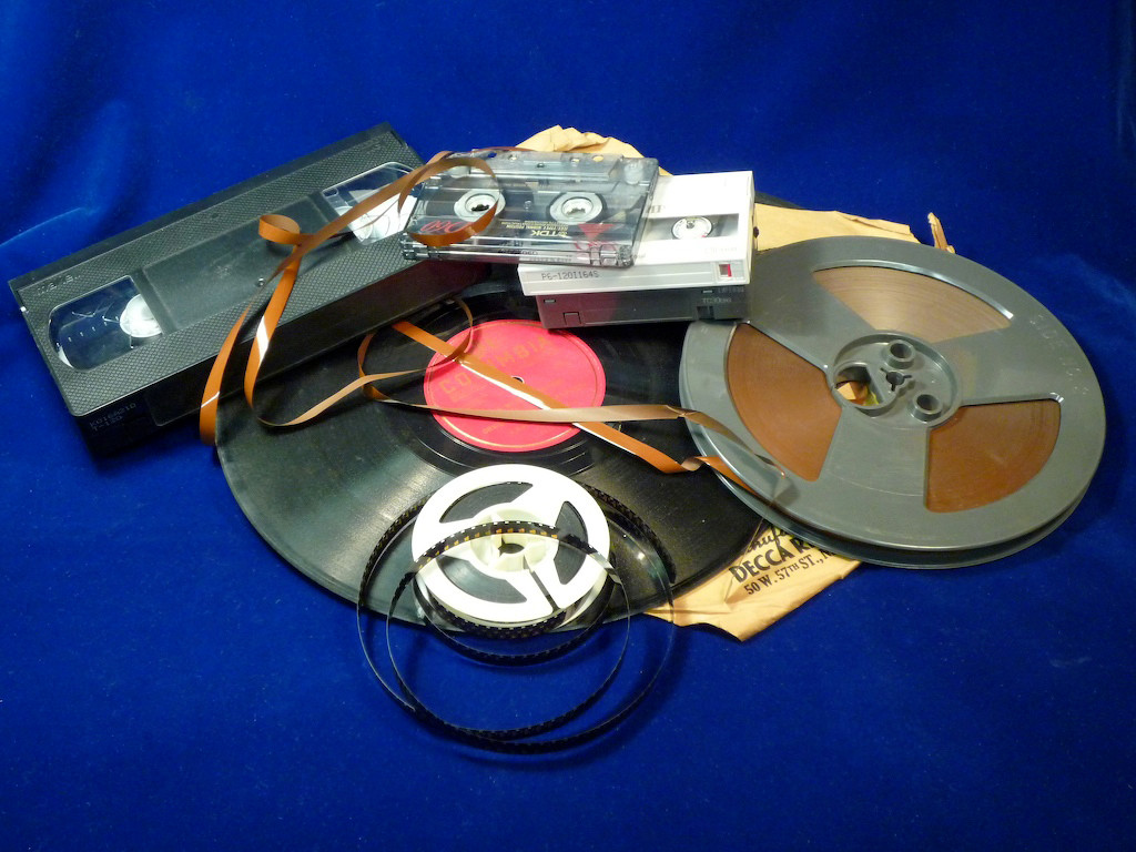 Zacks Camera RepairOld images – moving or still – or old sound recordings you can’t play anymore? Zacks can rescue and convert them!91 Hope St., 273-7247