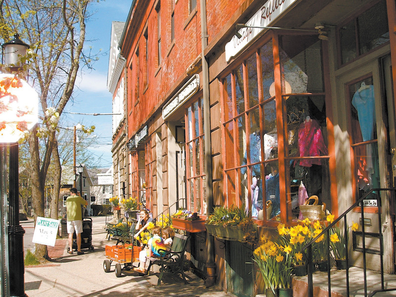 Wickford's Main Street is in full bloom during Daffodil Days